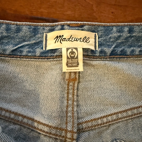 Madewell Darted Barrel Leg Jean - Picture 2 of 4